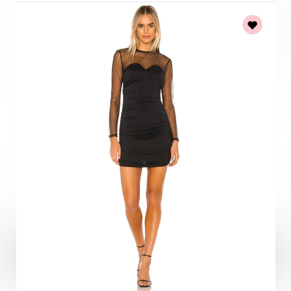 Revolve - Picture 3 of 5
